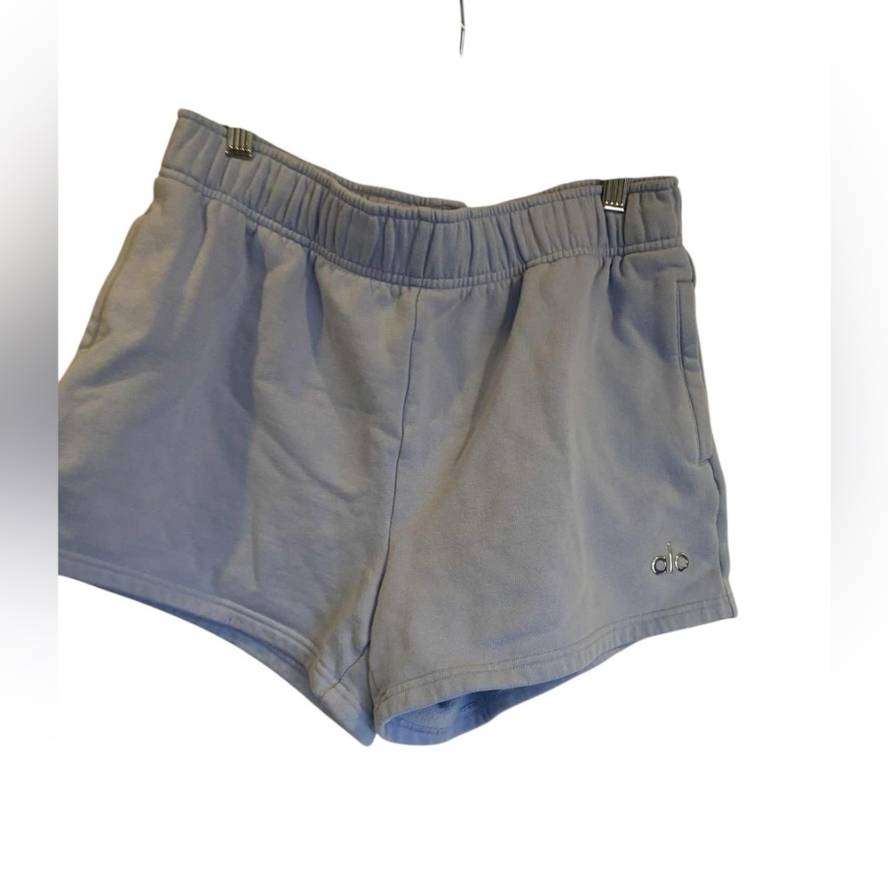 Alo yoga Accolade shorts LIGHT BLUE Siize L